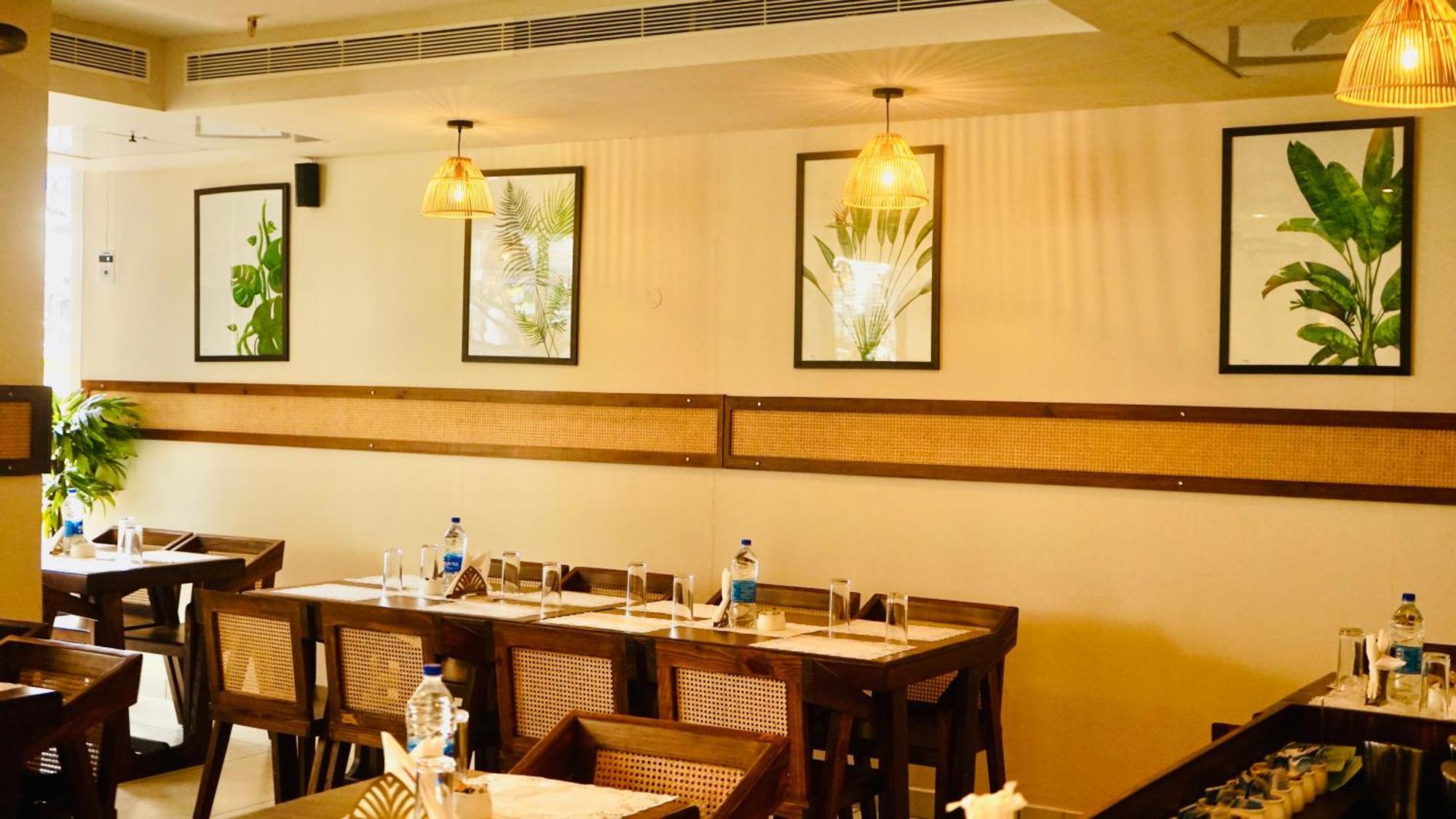 Kga Elite Continental Hotel Tiruvalla Luaran gambar