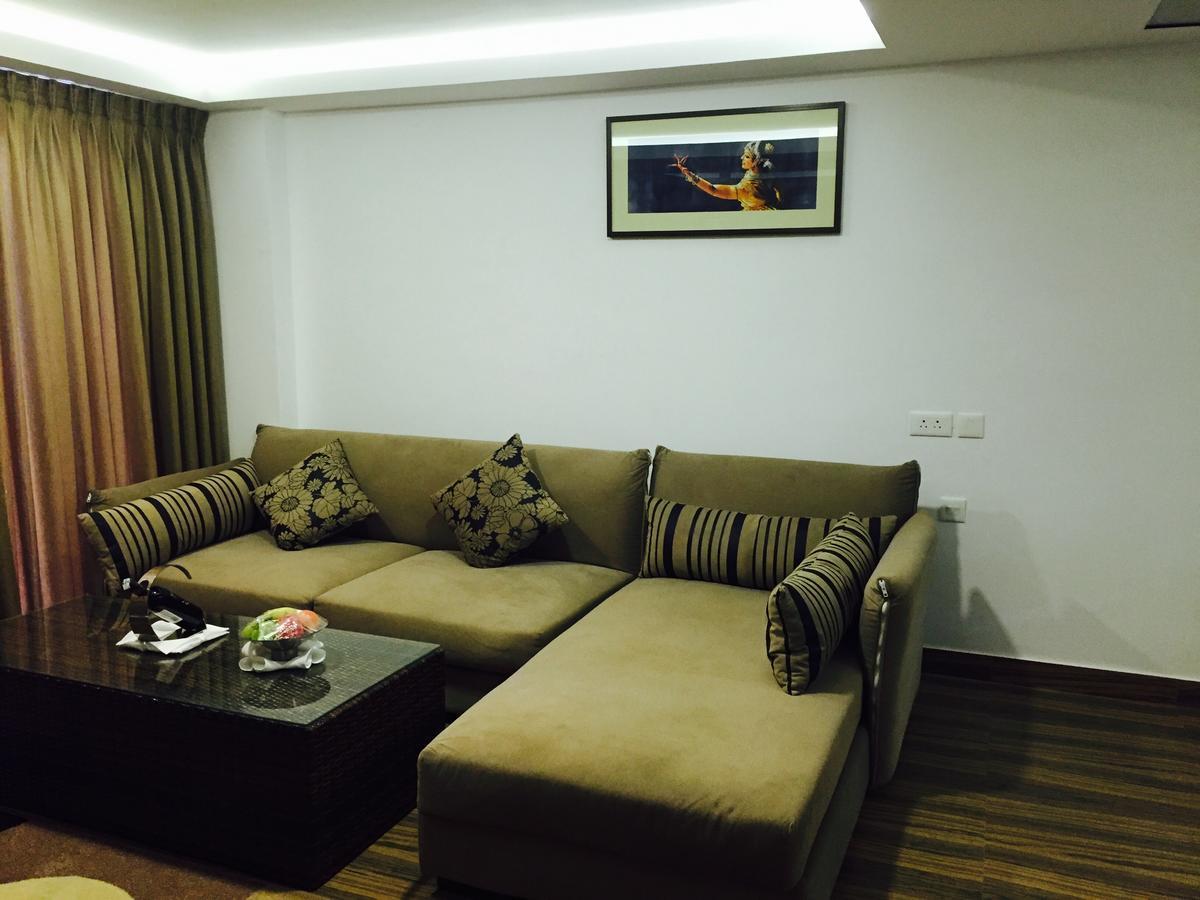Kga Elite Continental Hotel Tiruvalla Luaran gambar