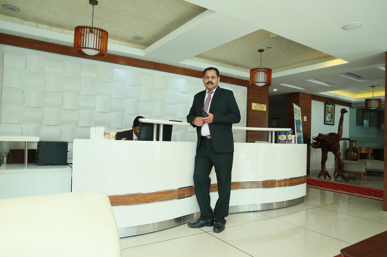 Kga Elite Continental Hotel Tiruvalla Luaran gambar