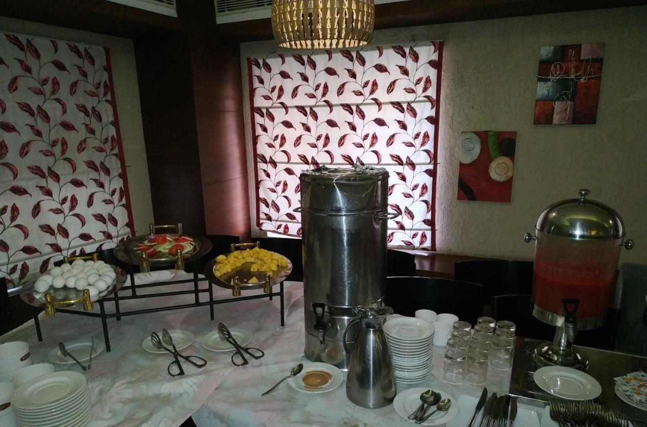 Kga Elite Continental Hotel Tiruvalla Luaran gambar